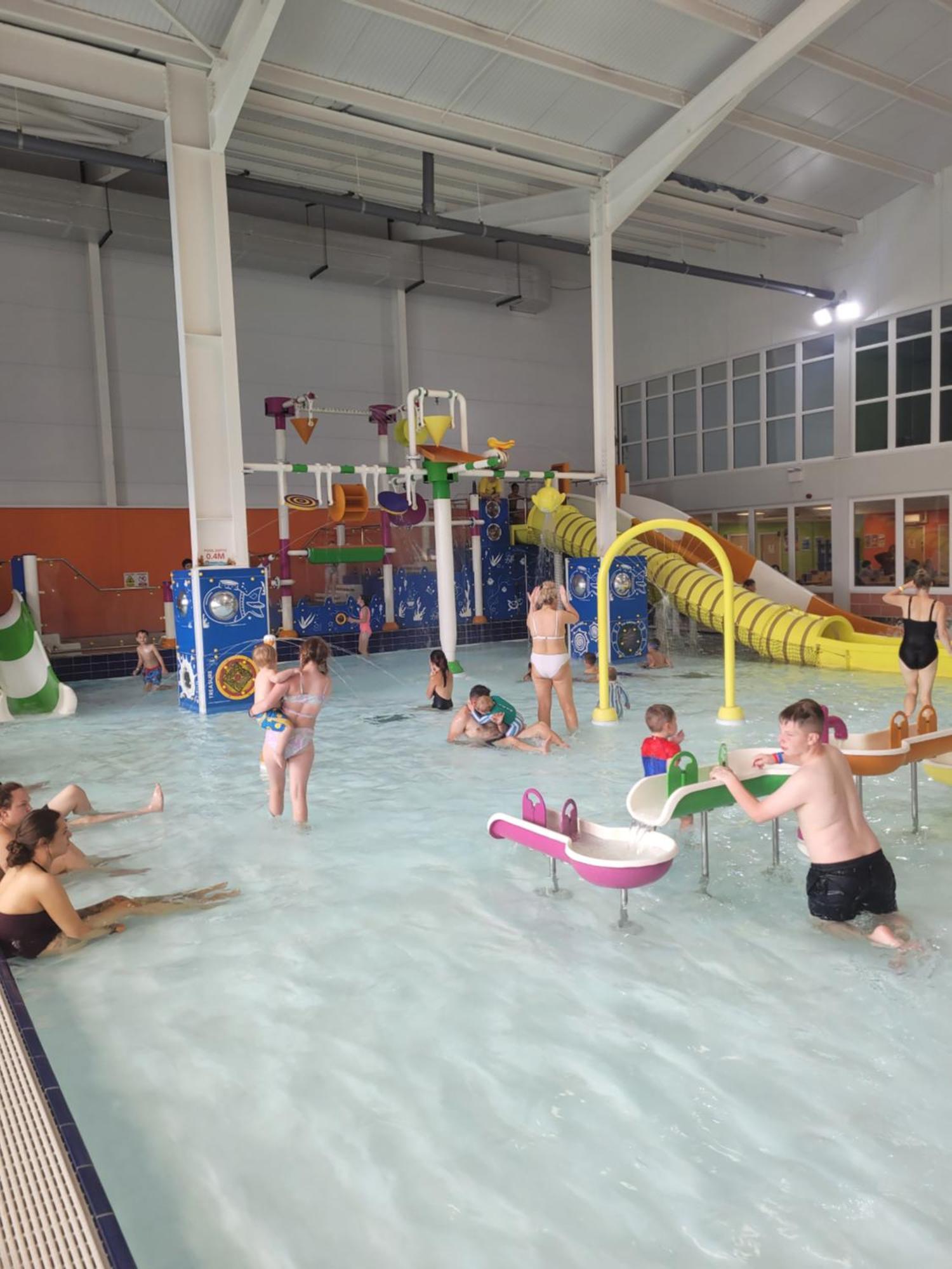 A22 Unity Beach Holiday Resort Unity Brean Sleeps 8 People 3 Bedrooms 1 Pet Stays Free Berrow Dış mekan fotoğraf